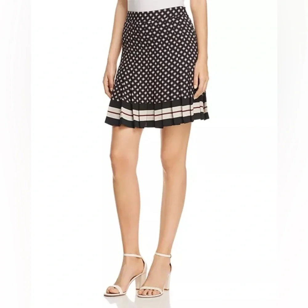 Kate Spade Pleated High Waisted Skirt Black Size 4